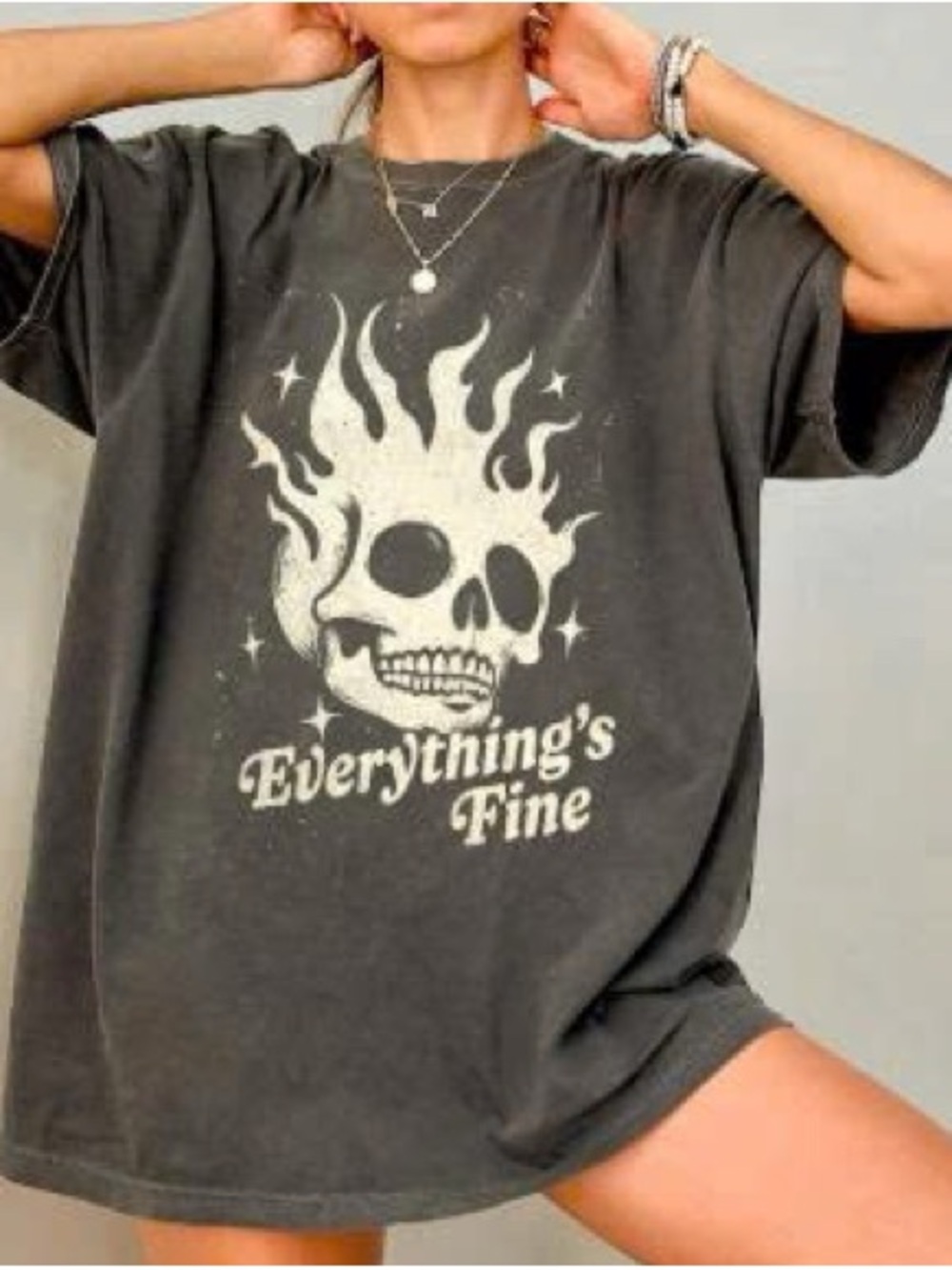 Vintage-style Skull Graphic Tee - Charcoal